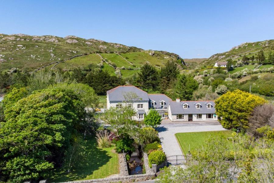 Mal Dua Guest House Clifden Bagian luar foto